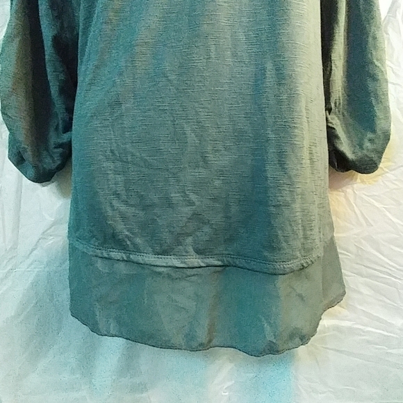 Women's Top Emerald Plus Knit Chiffon-Trim - Picture 3 of 6